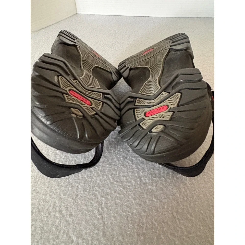 Nike ACG All-Trac Sandals Size 9 Black Red Hiking Outdoor Sport Gorpcore Trail